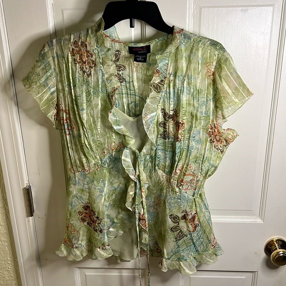 Clothing Co. by Notations Green and Brown Short-Sleeve Blouse and Tank Top